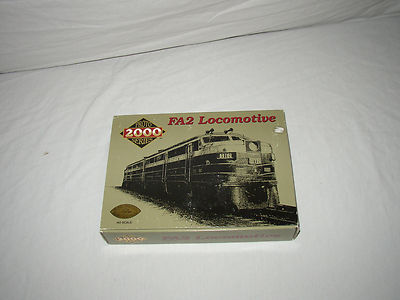 LIFE-LIKE PROTO 2000 HO SCALE FA2 LOCOMOTIVE LOT #T-5