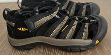 KEEN Newport H2 Sandal BLACK/TAN Big Kids Size 1 - Waterproof Hiking