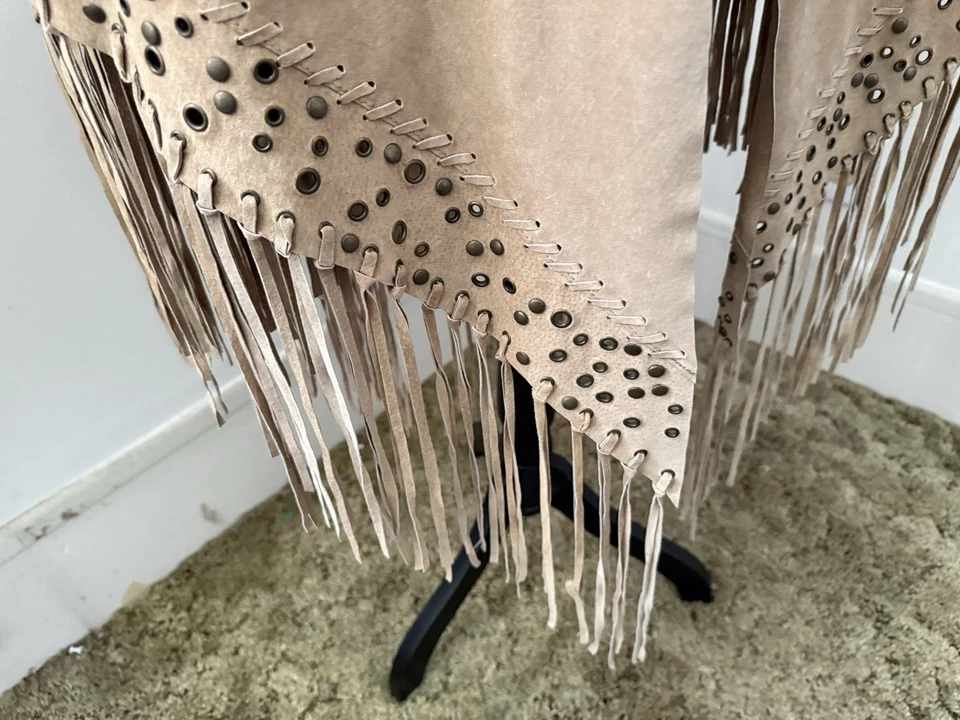 Nuevo chal/poncho Newport News de cuero/gamuza con flecos Foto 4 de 4