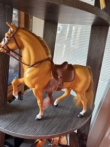 poupée barbie selle pour cheval vintage