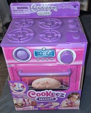 Cookeez Makery "Cinnamon Treatz" Warm  Scented Interactive Plush new 