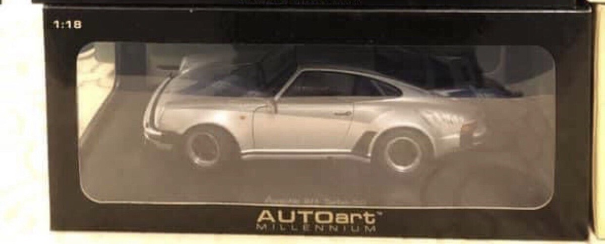 1/18 AUTOART Millennium 87347 1973 BMW 3.0 CSL SPA Amon / Stuck