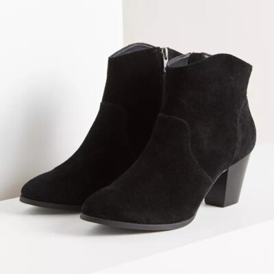 Urban Outfitters Westie Suede Booties Size Black Zip Up Ankle