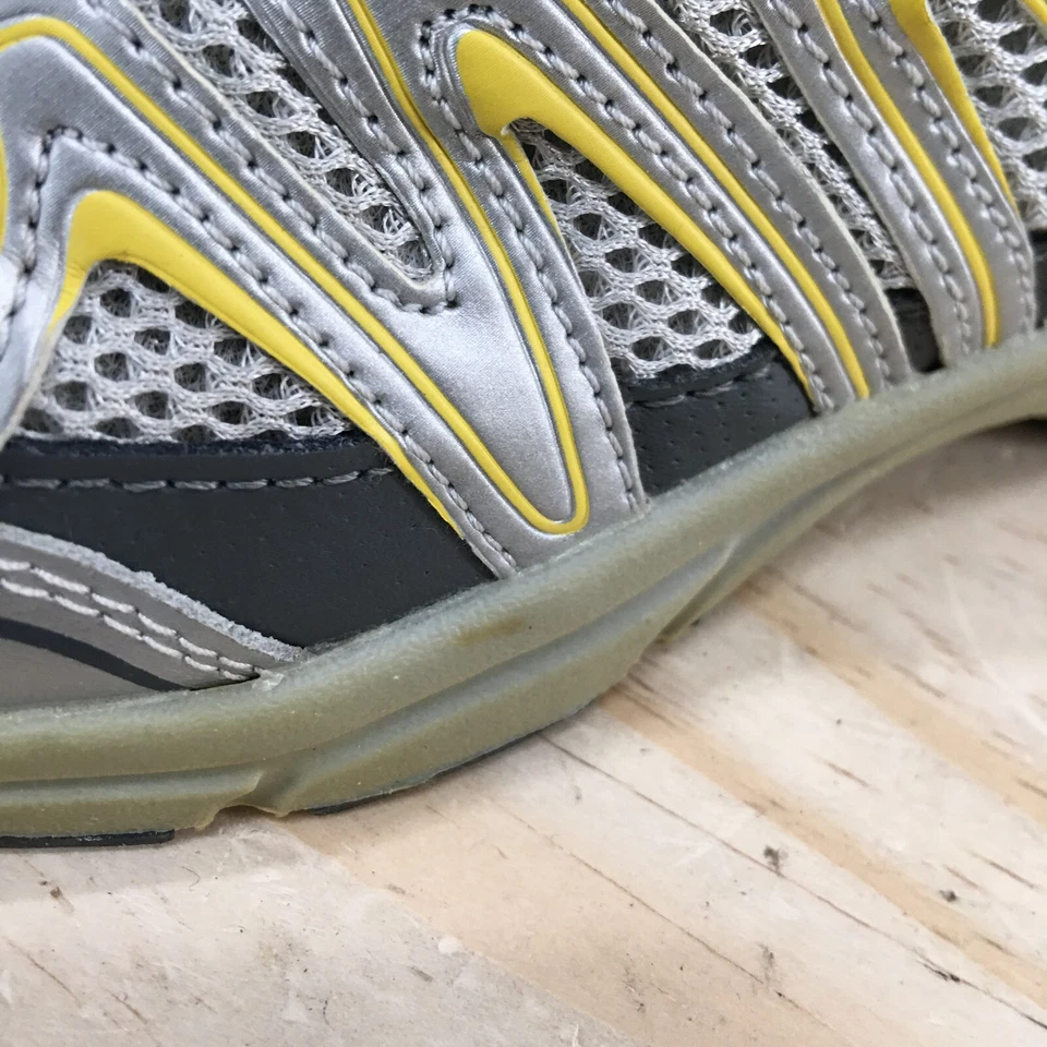 Curves Shoes Womens 8 Pointure Athletic Low Sneakers Yellow Silver Leather - Image 4 of 4