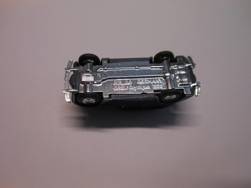 Opel Olympia 1938 Cabriolim.geschl. Luxus v. Praline (Revell) dunkelblau in 1:87 - Bild 3 von 3
