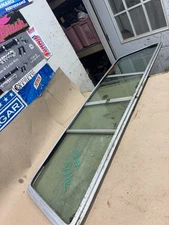 1973 1979 F150 F250 F350 REAR SLIDING SLIDER WINDOW GLASS CARLITE FULL FRAME WIN