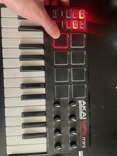 Akai MPK Mini 25 Key Electronic Keyboard - Black/Red/White