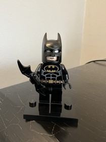 LEGO BATMAN Minifigure 2006 Bat002 Black Suit Black Mask W/Cape 7783 BATMAN