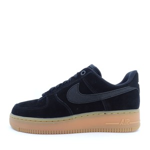 nike air force 1 07 se black gum