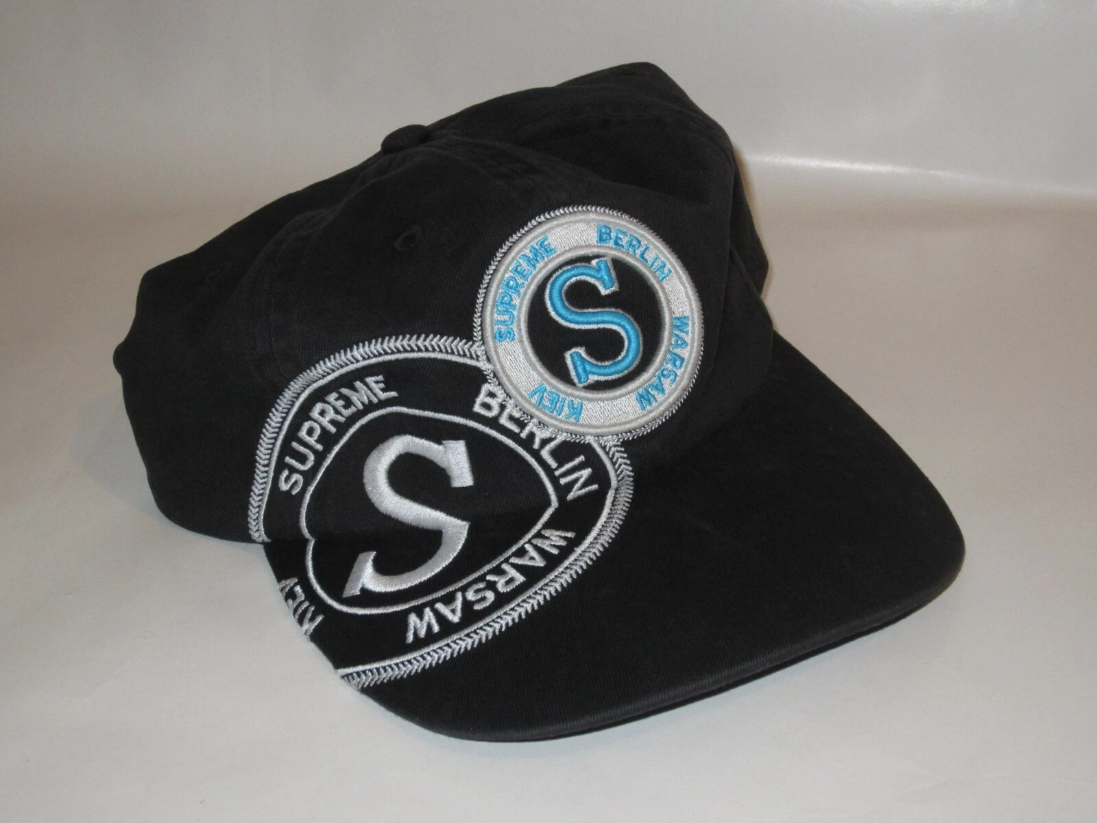 Casquette chapeau 6 panneaux SUPREME New York Stamp NOIRE à bretelles réglables NEUVE ! F/W 2020