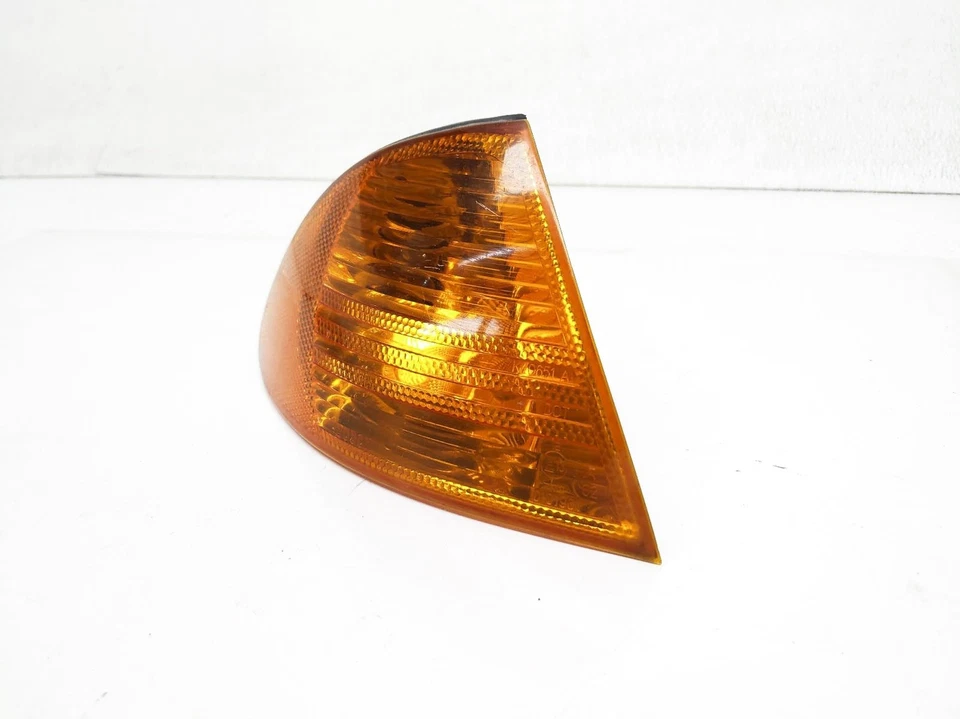 Bmw 325I 2001 ámbar pasajero luz señal de giro derecha 63-13-6-902-766 Foto 2 de 4