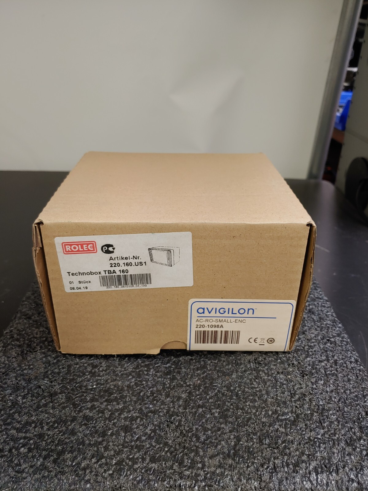 AVIGILON AC-RO-SMALL-ENC PN 220-1098A Enclosure for sale online | eBay