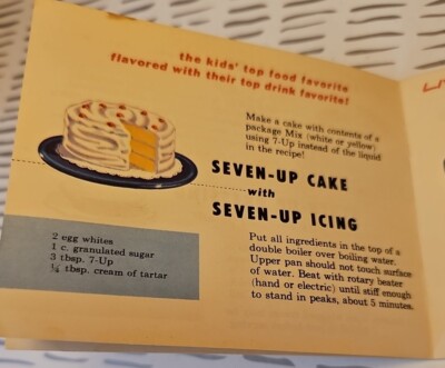 1953 Vintage 7 Up Recipe Booklet ''Fresh Up'' Familiar Foods Party Treats Seven-Up