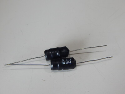 RENCO RL1952-330 330UH, AXIAL LEAD, 1.5 AMPS 0.3 OHMS - LOT OF 2 INDUCTOR'S