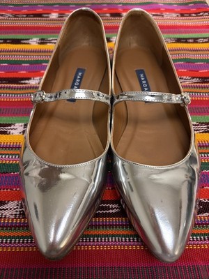 Margaux  Mary Jane Silver Mirror Flats sz 36 M~ Made In Spain