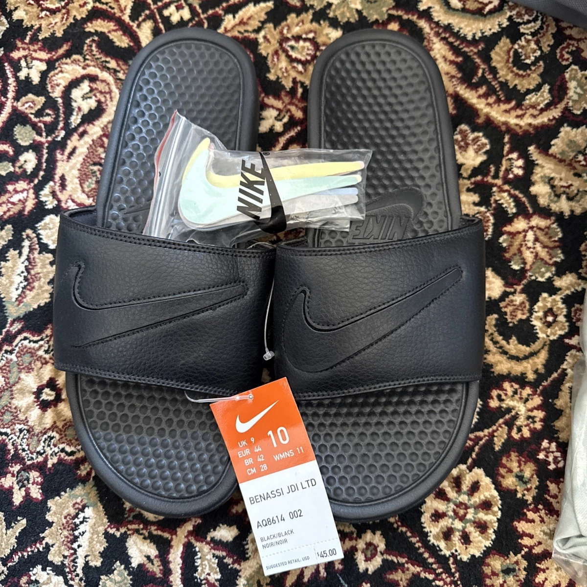 NIKE ORANGE BENASSI SWOOSH SLIDES TEAM LASER GOLDEN GOLD NWT Amazon.com | NIKE Unisex Kid main image 2