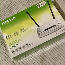 TP-Link TL-WR841N 2.4GHz N300 300Mbps Wireless WiFi Router Range Extender NEW