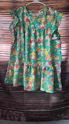 Mint Floral Yoke Flutter Sleeve Keyhole Back Top-1X