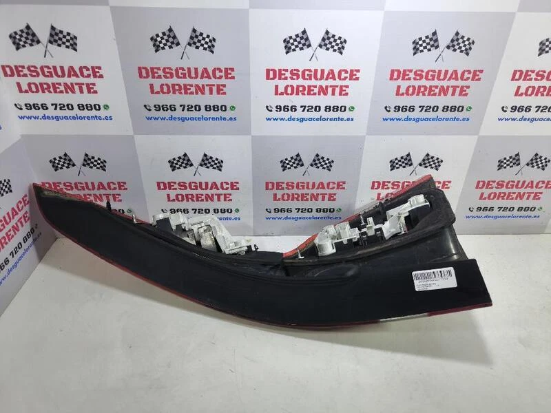 30678745 Piloto Trasero LH 277298 VOLVO V50 FAMILIAR 2004 Foto 2 de 4