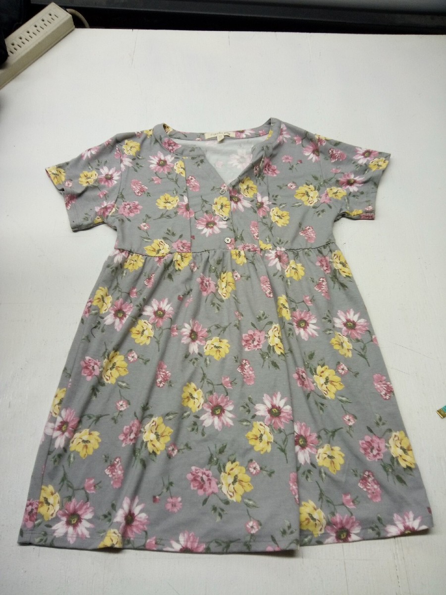 open lace back dress Thyone Plus Size Cheongsam Qipao Grey With Pink Flowers Embroidery Swi –  Pluspreorder main image 0