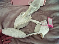 NEW Women 9.5 Bridal Shoes Closed Toe T-Strap 1.8'' Low Heel IVORY Lace Pearls