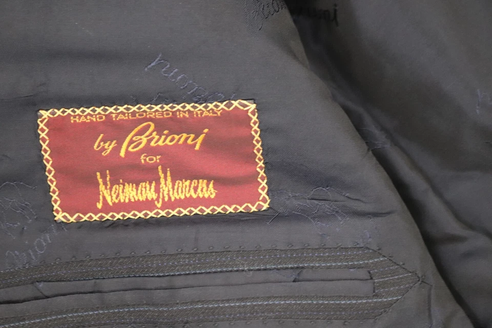 Abrigo Deportivo Brioni Para Hombre 41 Lana Tiberio Doble Pecho Rayas Pico Solapa Ventilada Foto 2 de 4