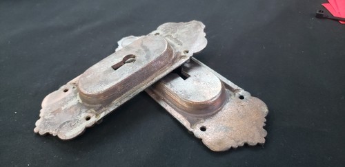 Restored Victorian Eastlake Pocket Door Key Hole Plates 6 1/4" x 2 1/4" GS00427 - Picture 4 of 4
