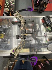 Bowtech Carbon Rose Compound Bow 50LB 25” Draw -Free Ship!