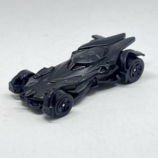 Hot Wheels 2016 HW Batman 5/5 Batman Vs Superman Batmobile 230/250 Black Car D1