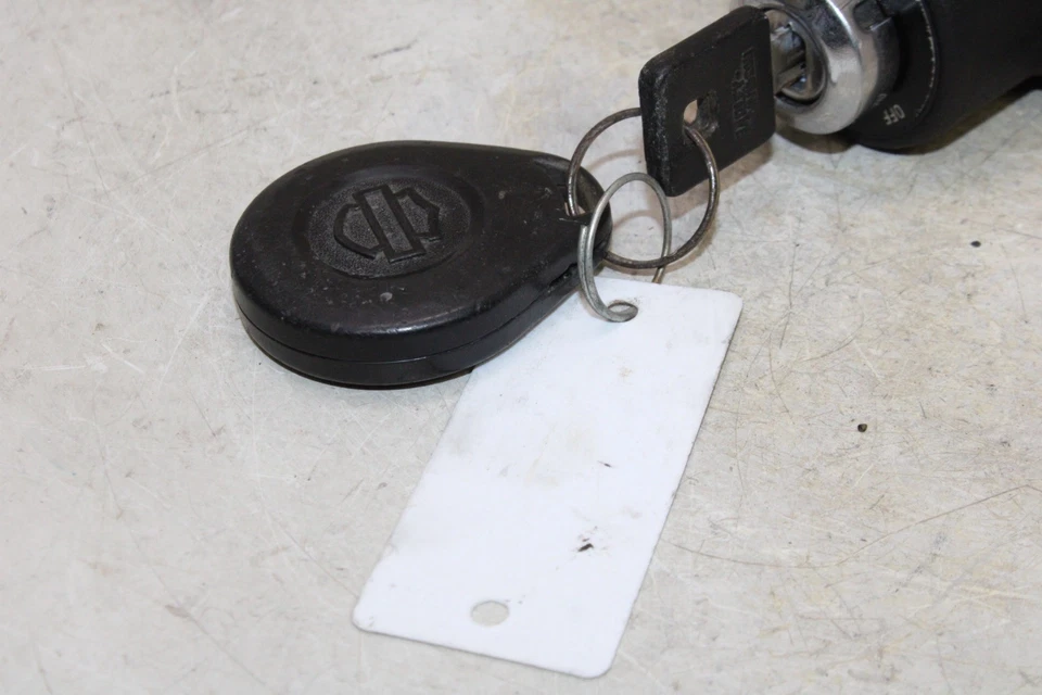 01-11 HARLEY-DAVIDSON SPORTSTER 883 LOW XL883L OEM IGNITION LOCK W KEY - Image 3 of 4
