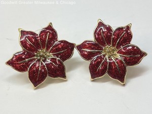 Gold Tone Bright Red Enamel Flower Stud Earrings 10.5g