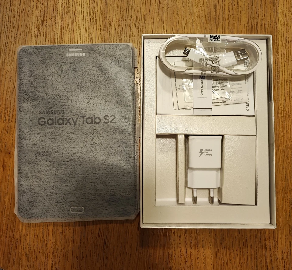 Samsung Galaxy Tab S2 8.0 · 32GB · Cellular, foto 2 di 4