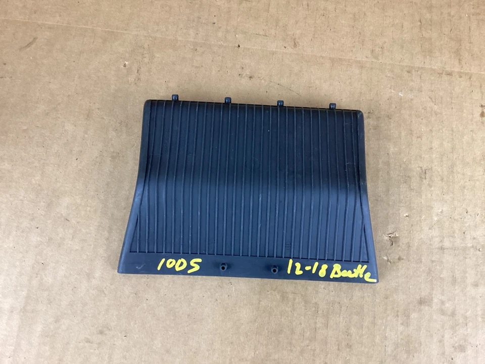 Inserto alfombrilla Volkswagen Beetle 2012-2018 5C5863328 Foto 2 de 4