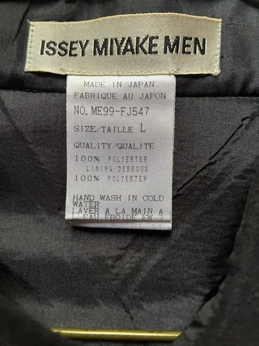 Men’s Issay Miyake pleated heavy shirt image 7