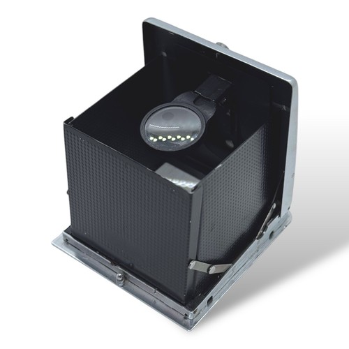 Hasselblad Waist Level Finder Chrome for 500C/M 500C - Picture 4 of 5