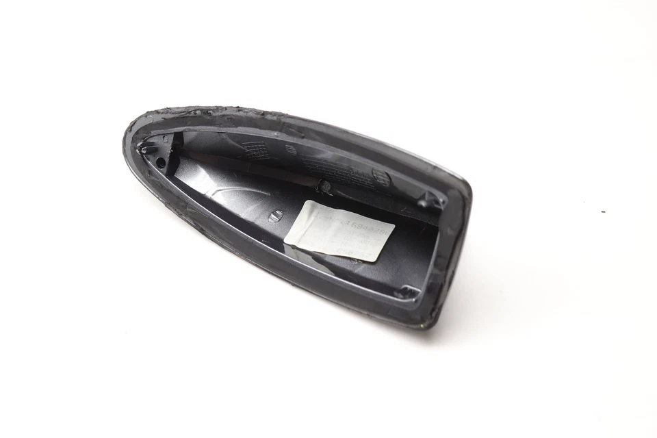 BMW ALPINA B7 XDRIVE 2011-2015 - Cubierta/carcasa de antena aleta tiburón techo Foto 3 de 4