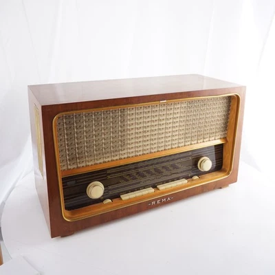 Röhrenradio Rema 2001 Fabrik für Rundfunk, Elektrotechnik und Mechanik - Bild 1 von 4