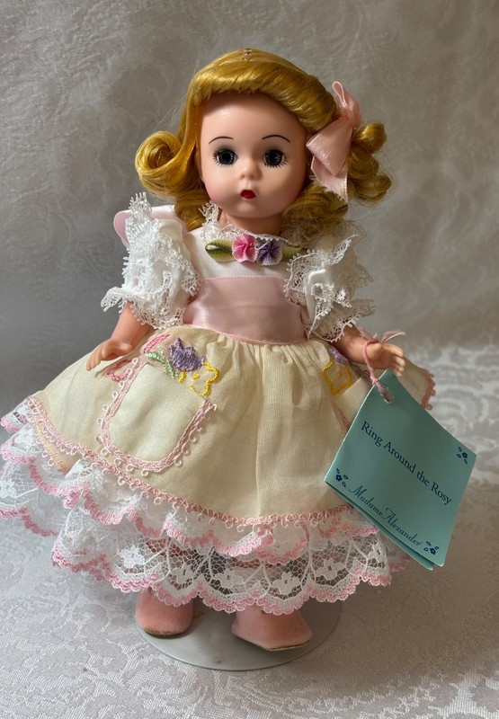Madame Alexander 8" RING AROUND THE ROSY 13520 1998  WENDY Stand, Tag, No Box