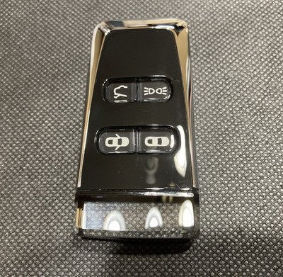 Genuine Aston Martin Crystal Remote Key Fob Oht7001550 202 YW