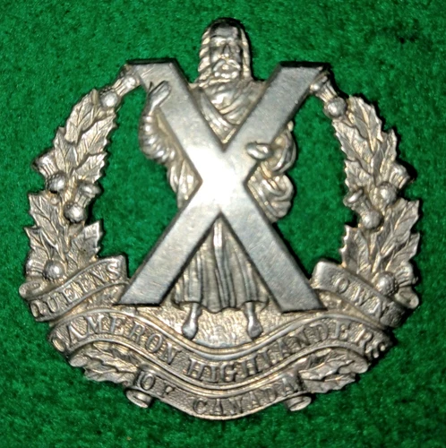 The Q.O. Cameron Highlanders of Canada Cap Badge, WW2 - Canadian Scottish, Roden
