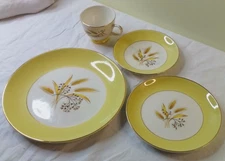 Vintage Century Service Corp "Autumn Gold" Sami Victorious Dinnerware