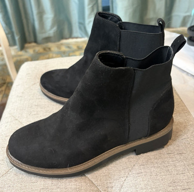 Esprit Chelsea Boots Womens 8 M Black Selma Pull On Casual Faux Suede NWOB