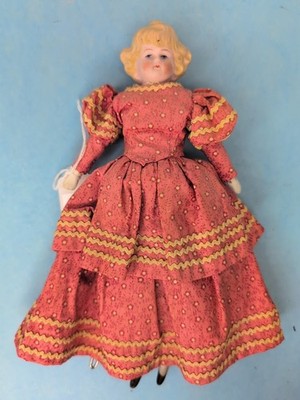 10  Antique Porcelain German Hertwig China Head Blonde Molded Hair Cloth Body #o