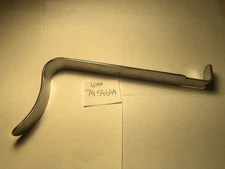  DELTOID  RETRACTOR 8" (BLADE WIDTH  30MM )