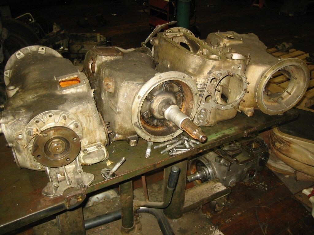 BENTLEY 'SPECIAL' BUILDER? VOLTAGE REGULATOR. HUGE 1946-65 ROLLS ROYCE INVENTORY