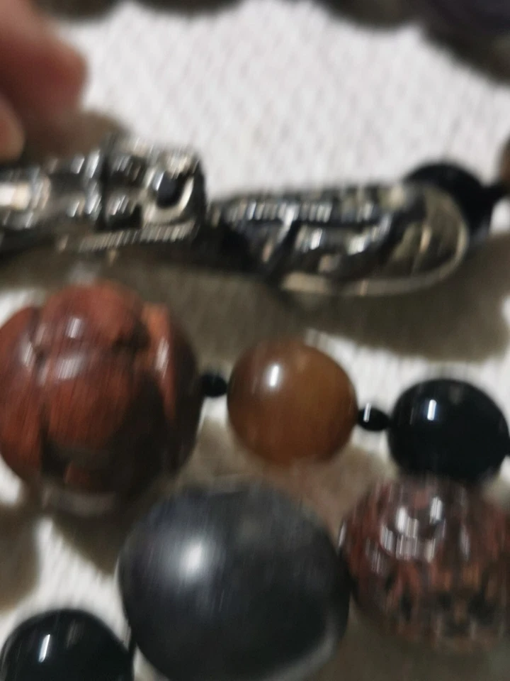 Collar Heidi Daus para Jim Walters madera tallada en ónix plata dragón declaración Foto 4 de 4