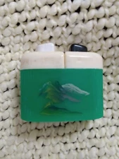 MID CENTURY MODERN CARVANITE MPC GREEN SALT & PEPPER SHAKER SET VINTAGE MADE USA