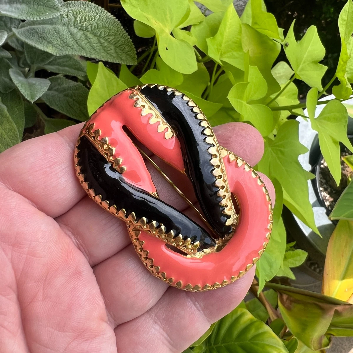 Kenneth Jay Lane Fashion Brooches for sale - eBay