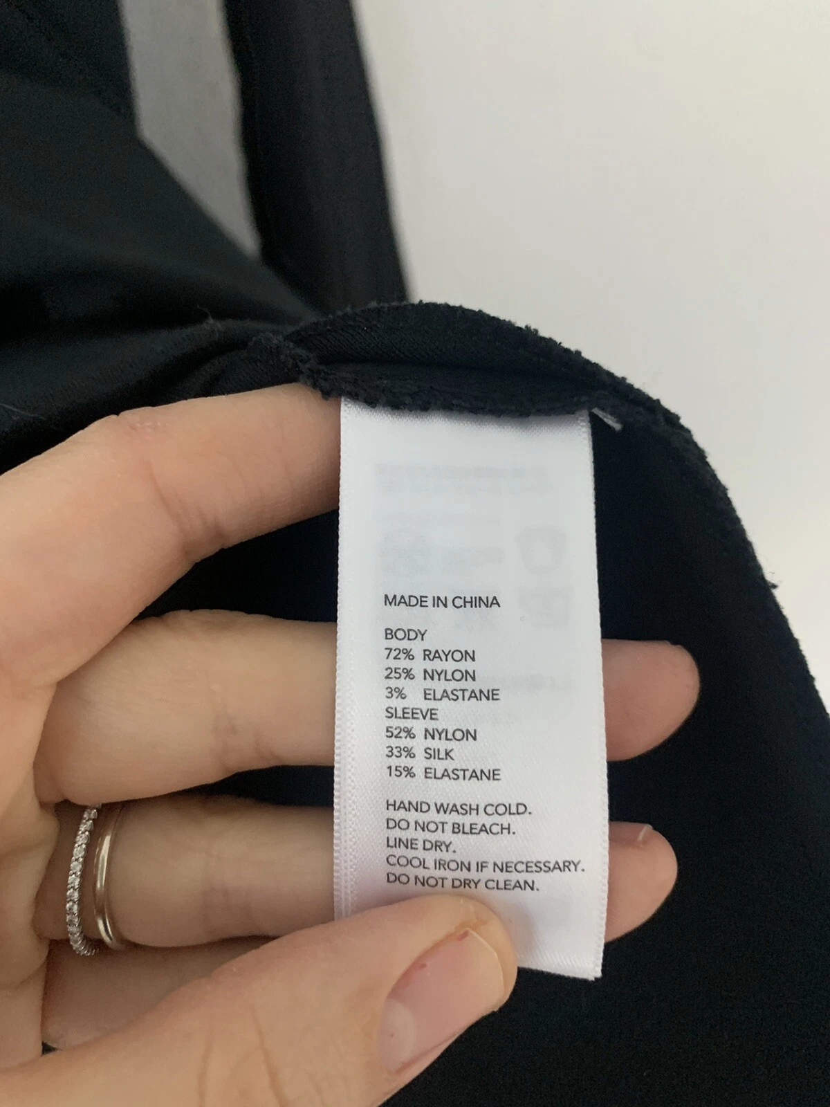 Abito corto Kate Spade Saturday 4 nero skater maglia manica lunga spesso