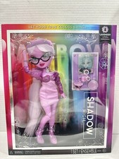 Rainbow High Shadow High Lavender Lynn - Purple Fashion Doll Fashionable Outfit